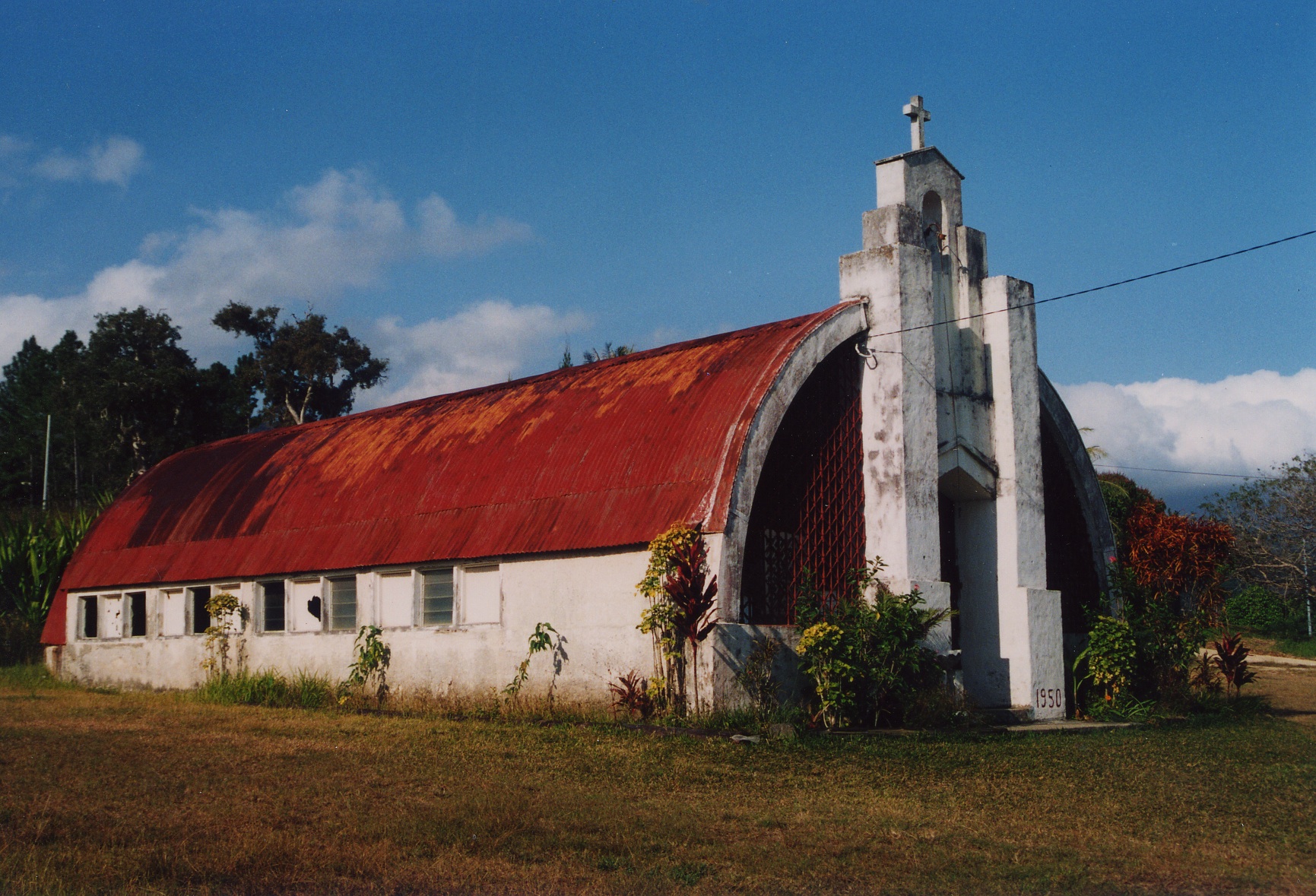 Chapelle de Ouégoa en 2000