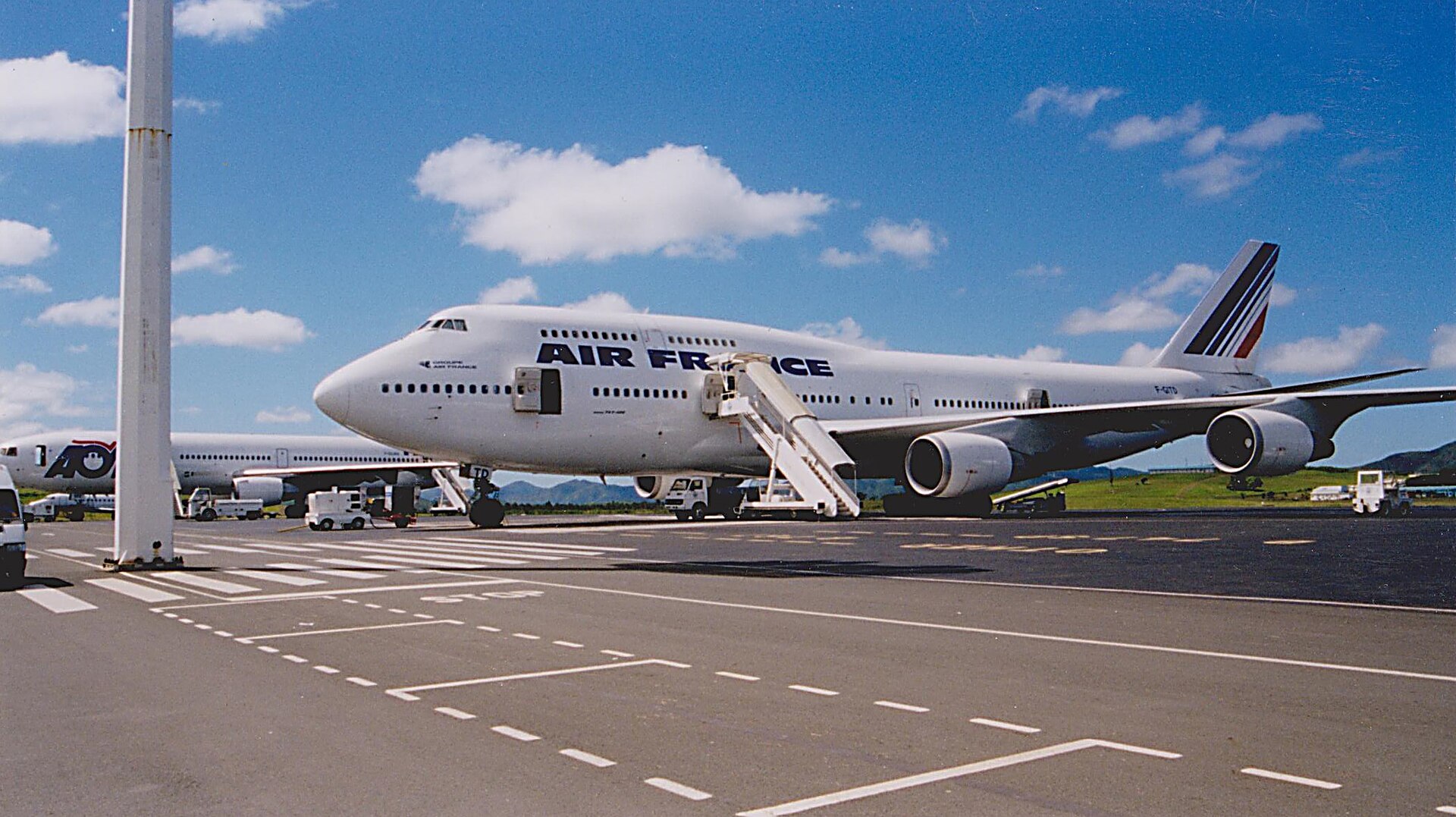 Air France Boeing 747-400 (F-GITD) at La Tontouta Airport, Noumea
